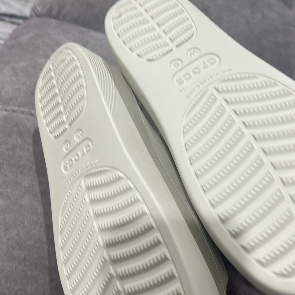 Crocs Classic Platform Slide Sandal Color Bone Women's new size 9 - Picture 5 of 8